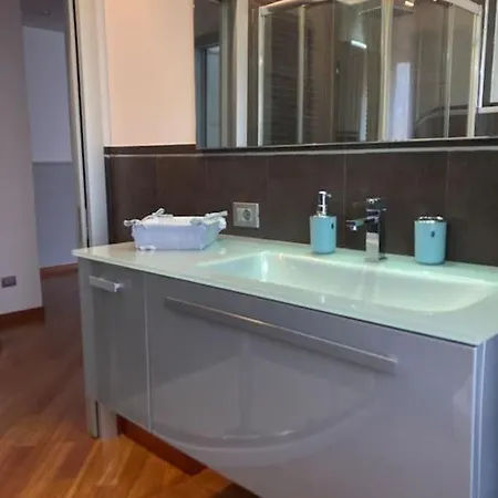 Almacasa A Modern Homeholiday * La Spezia