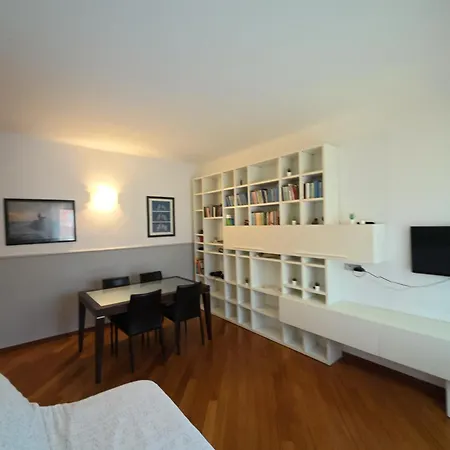 Almacasa A Modern Homeholiday Apartment La Spezia