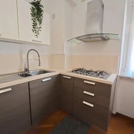 Apartment Almacasa A Modern Homeholiday La Spezia